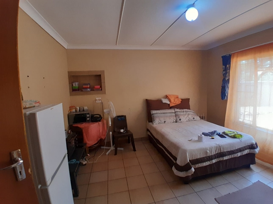 5 Bedroom Property for Sale in Kathu Northern Cape